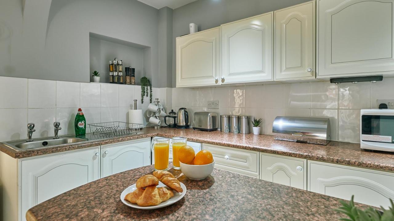Stylish 2 Bedroom In Clifton - Garden Bristol Bagian luar foto