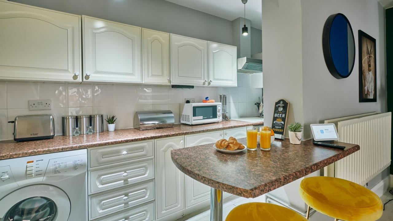 Stylish 2 Bedroom In Clifton - Garden Bristol Bagian luar foto